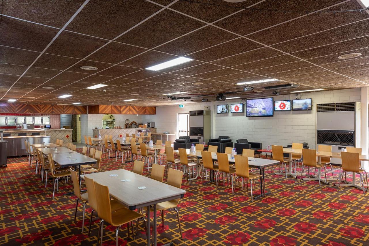 Leichhardt Hotel Motel كلونكوري المظهر الخارجي الصورة